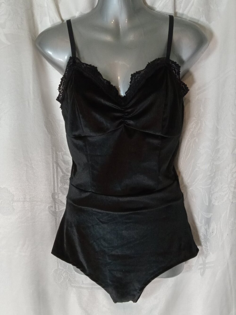 Black Velour Bodysuit V-Neck Spaghetti Straps Size Med Yif Eilier Whimsigoth